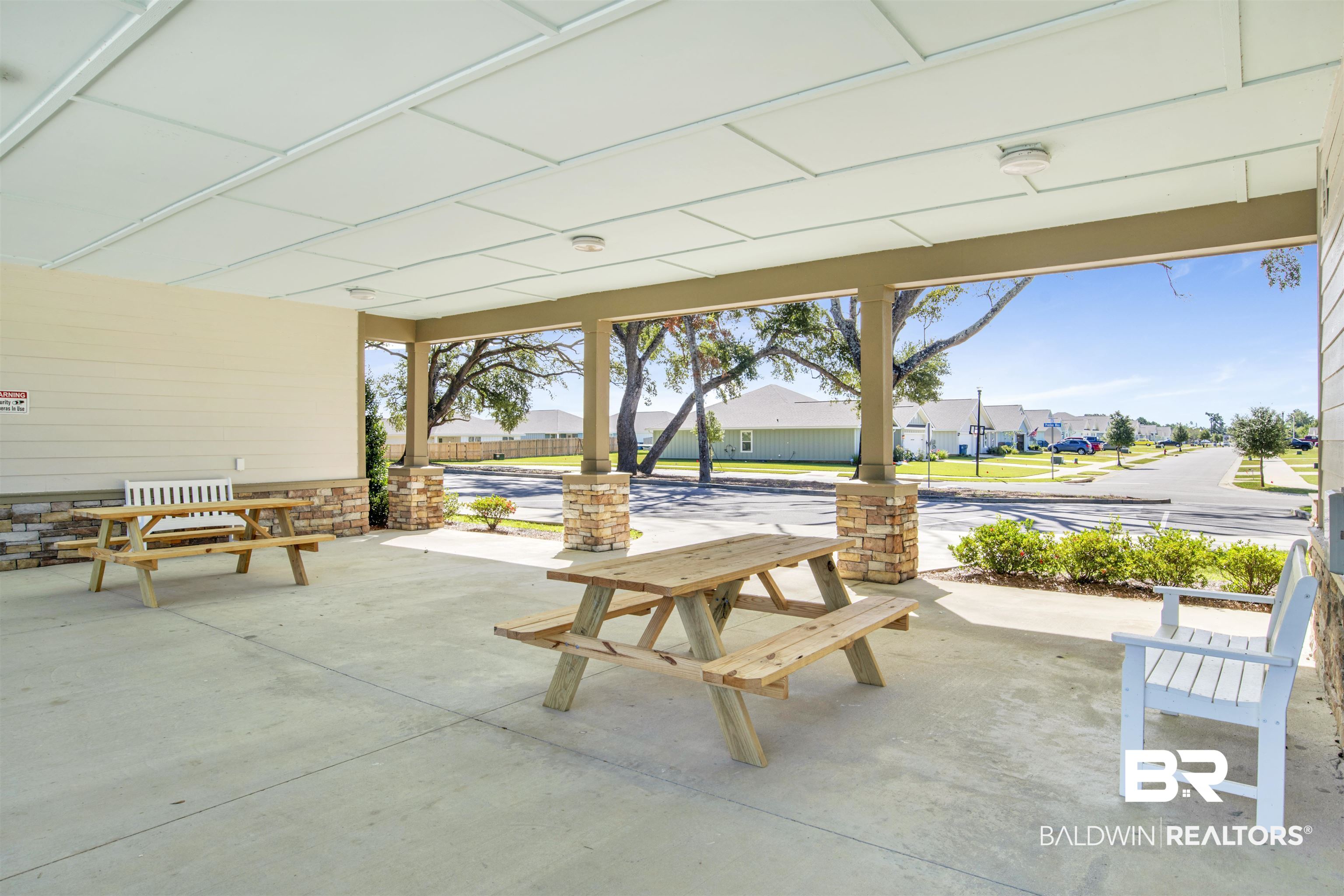 412 Parkerman Avenue Gulf Shores, AL 36542 - Photo 5 of 10