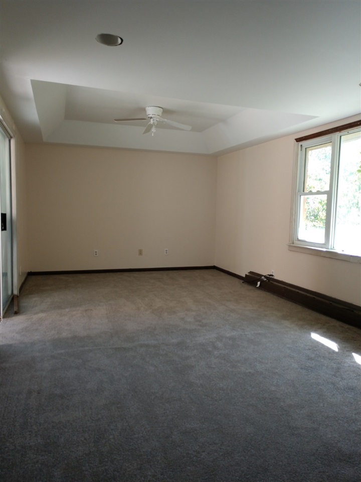 3844 Old King Road Bridgeport, MI 48601 - Photo 13 of 26
