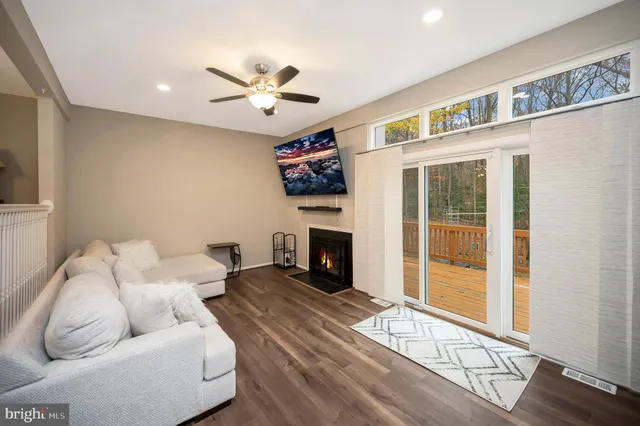 $3,400 | 2376 Generation Drive, Reston, VA 20191