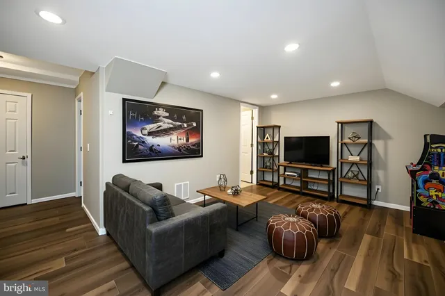 $3,400 | 2376 Generation Drive, Reston, VA 20191