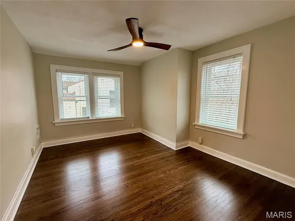 $3,395 | 543 North Central Avenue, University City, MO 63130
