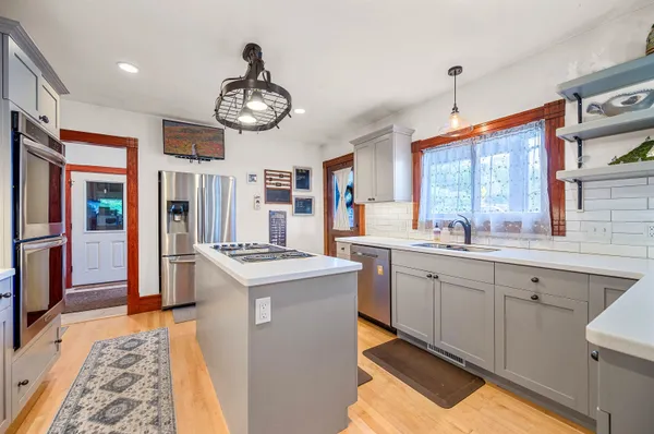 $465,000 | 9 Brooklyn Street, Morristown, VT 05661