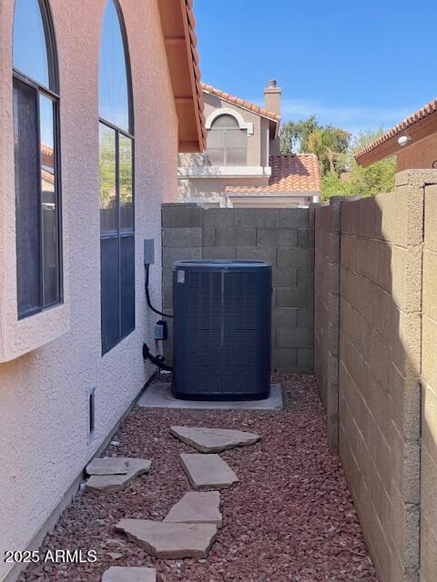 7239 West Morrow Drive Glendale, AZ 85308 - Photo 19 of 19 a view of a fireplace in the room