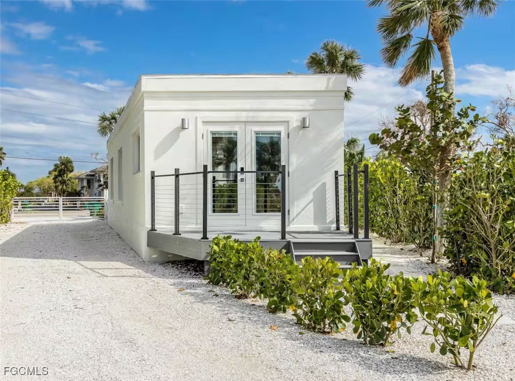 2740 North Beach Road, Unit A & B Englewood, FL 34223 - Photo 30 of 43