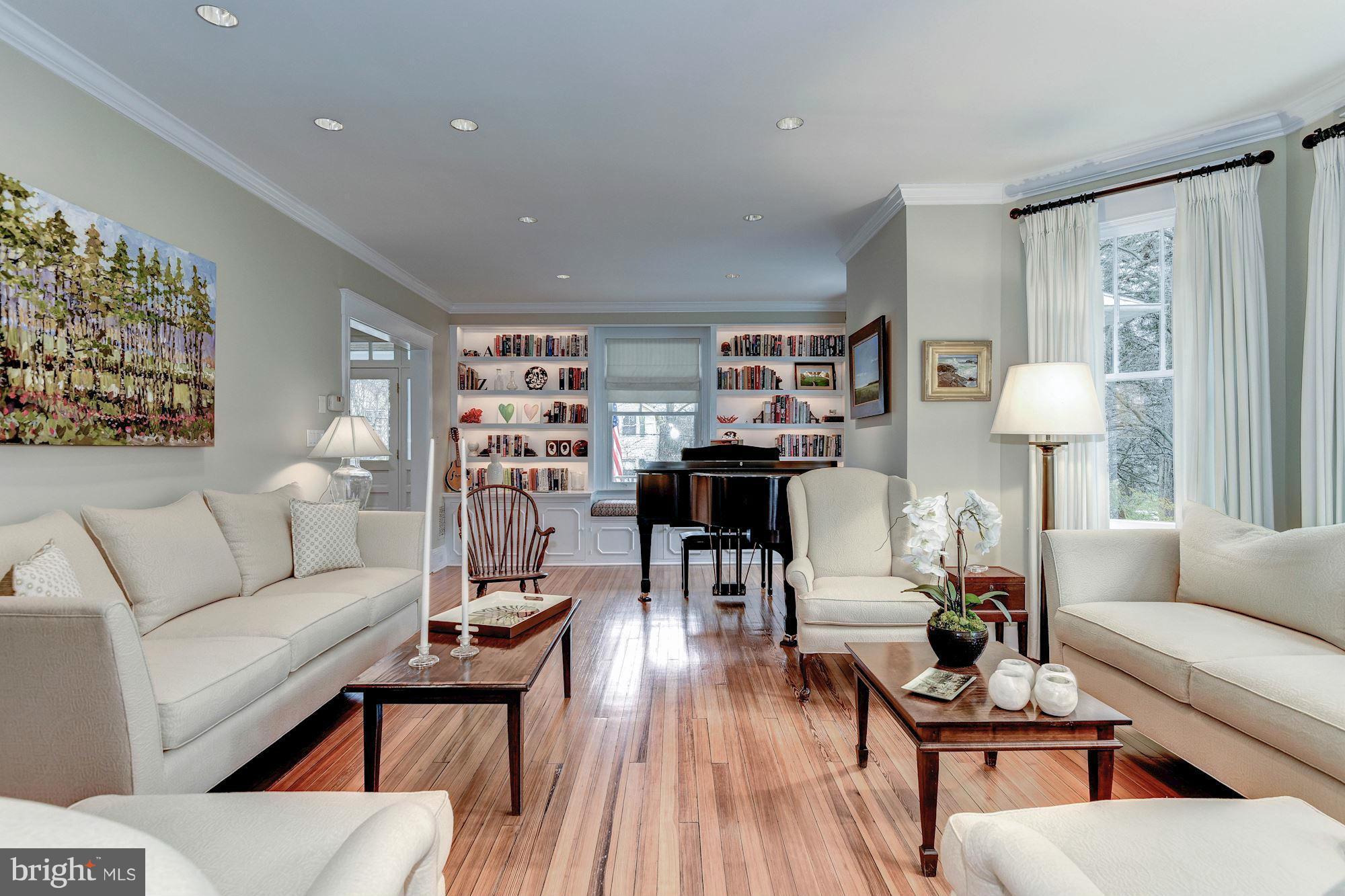 6816 Delaware Street Chevy Chase, MD 20815 - Photo 5 of 30 Living Room