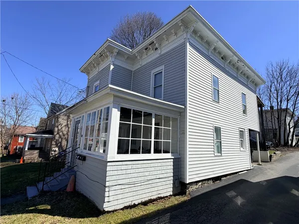 $314,000 | 10 Reynolds Avenue, Oneonta, NY 13820