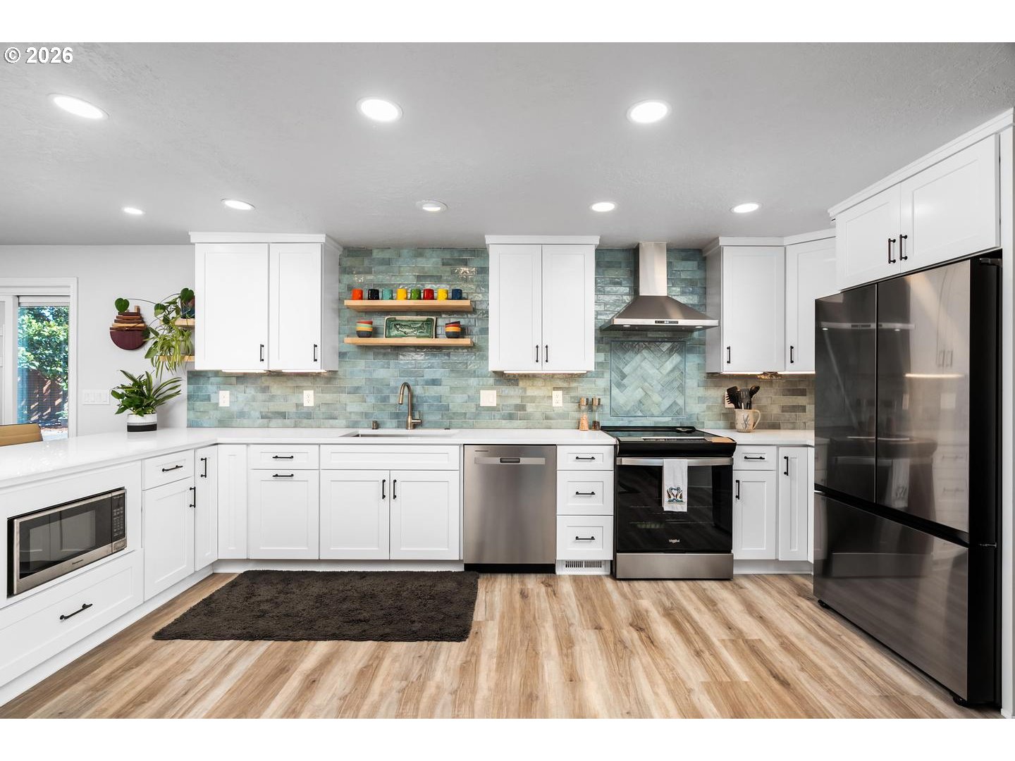 18588 Southwest Cascadia Court Beaverton, OR 97078 - Photo 15 of 48 Living Room