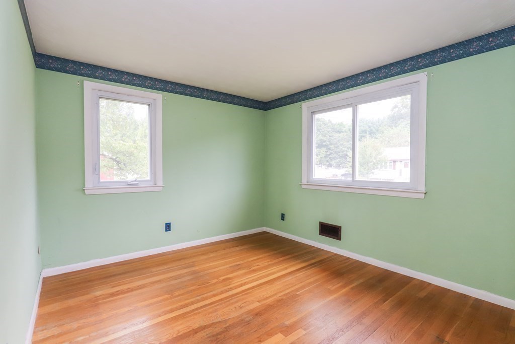 14 Phillip Road Billerica, MA 01821 - Photo 15 of 30 Gallery Image 15