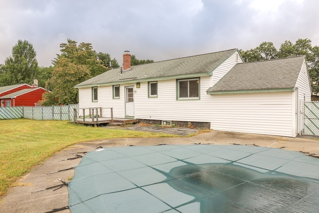 14 Phillip Road Billerica, MA 01821 - Photo 3 of 30 Gallery Image 3