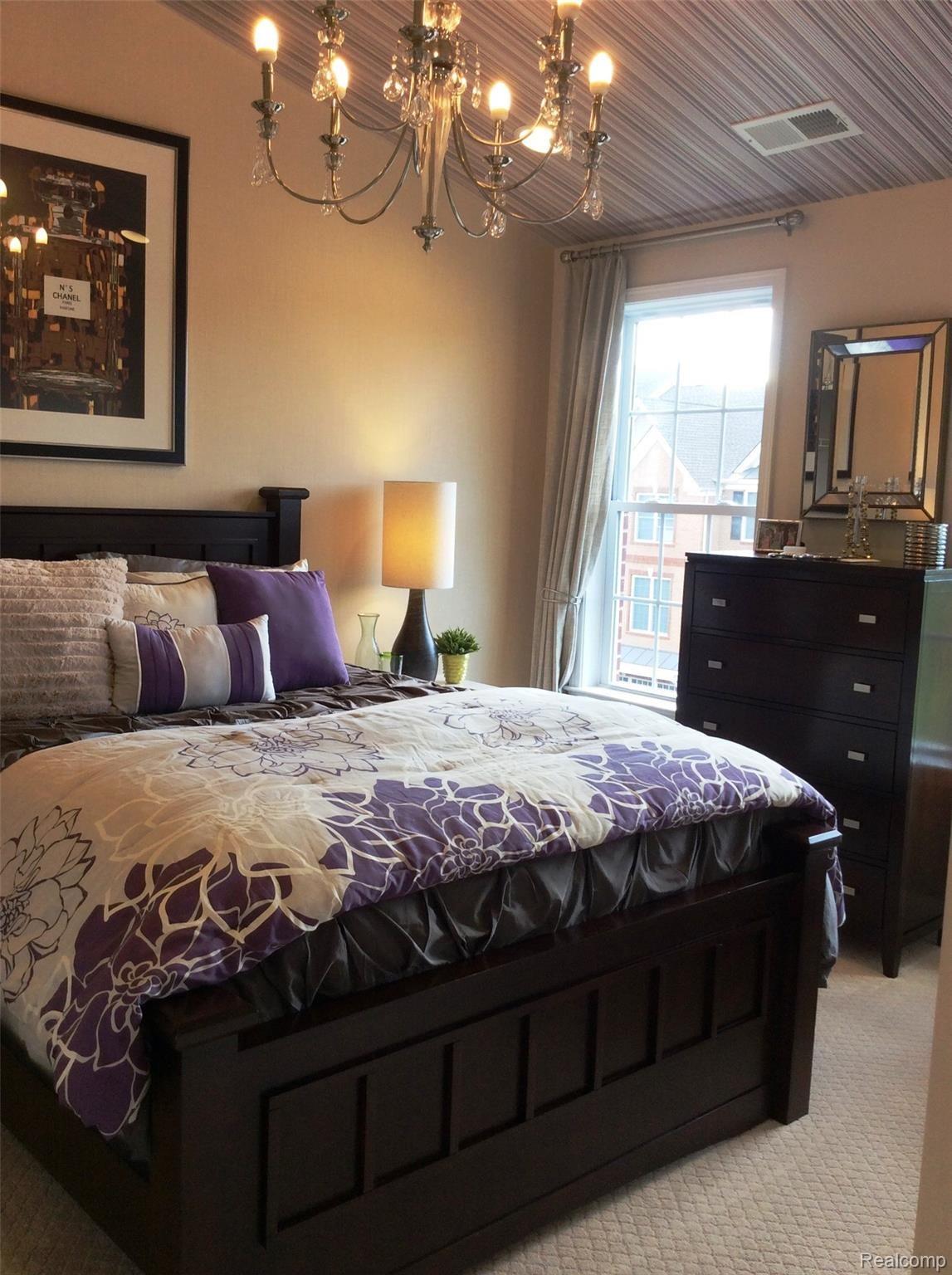 2834 Ridington Road, Unit 80 Ann Arbor, MI 48105 - Photo 2 of 8 FultonBedroomTwo2.jpg