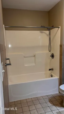 $1,600 | 733 Broadway, Unit 107, Albany, NY 12207