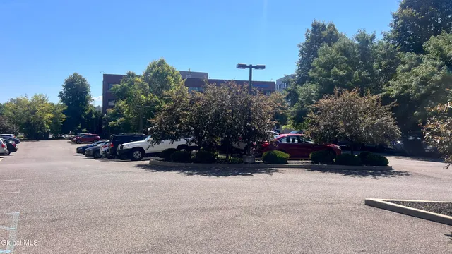 $1,600 | 733 Broadway, Unit 107, Albany, NY 12207