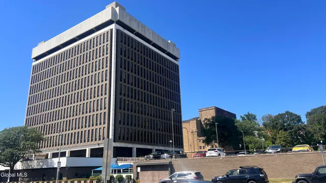 $1,600 | 733 Broadway, Unit 107, Albany, NY 12207