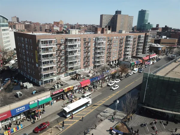 $679,990 | 4125 Kissena Boulevard, Unit 5HH | Downtown Flushing