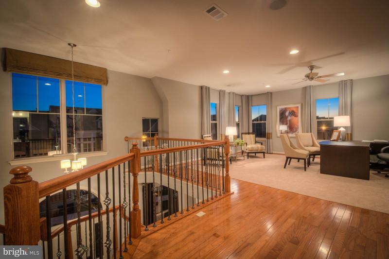 3000 Palatine Drive Frederick, MD 21701 - Photo 8 of 17 2nd FLOOR LOFT for HOME OFFICE