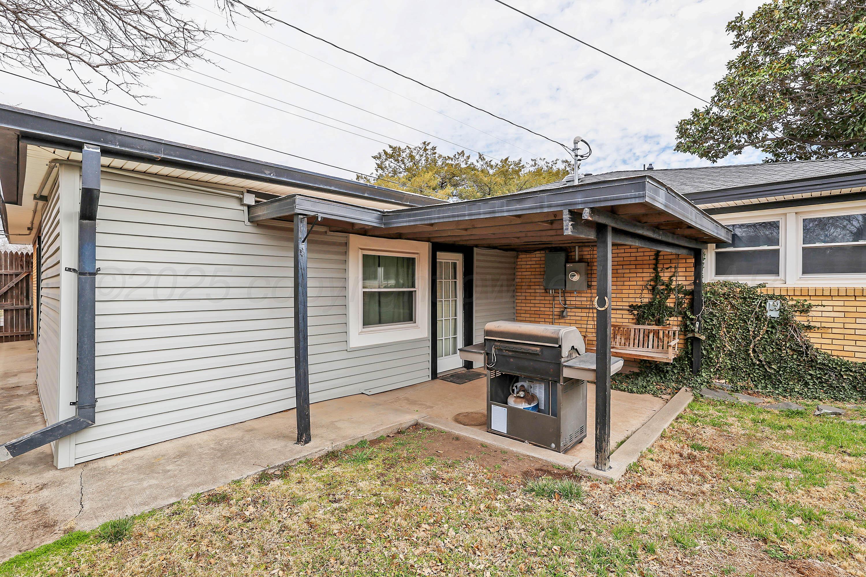 3400 Bristol Road Amarillo, TX 79109 - Photo 20 of 26 21-Back Patio