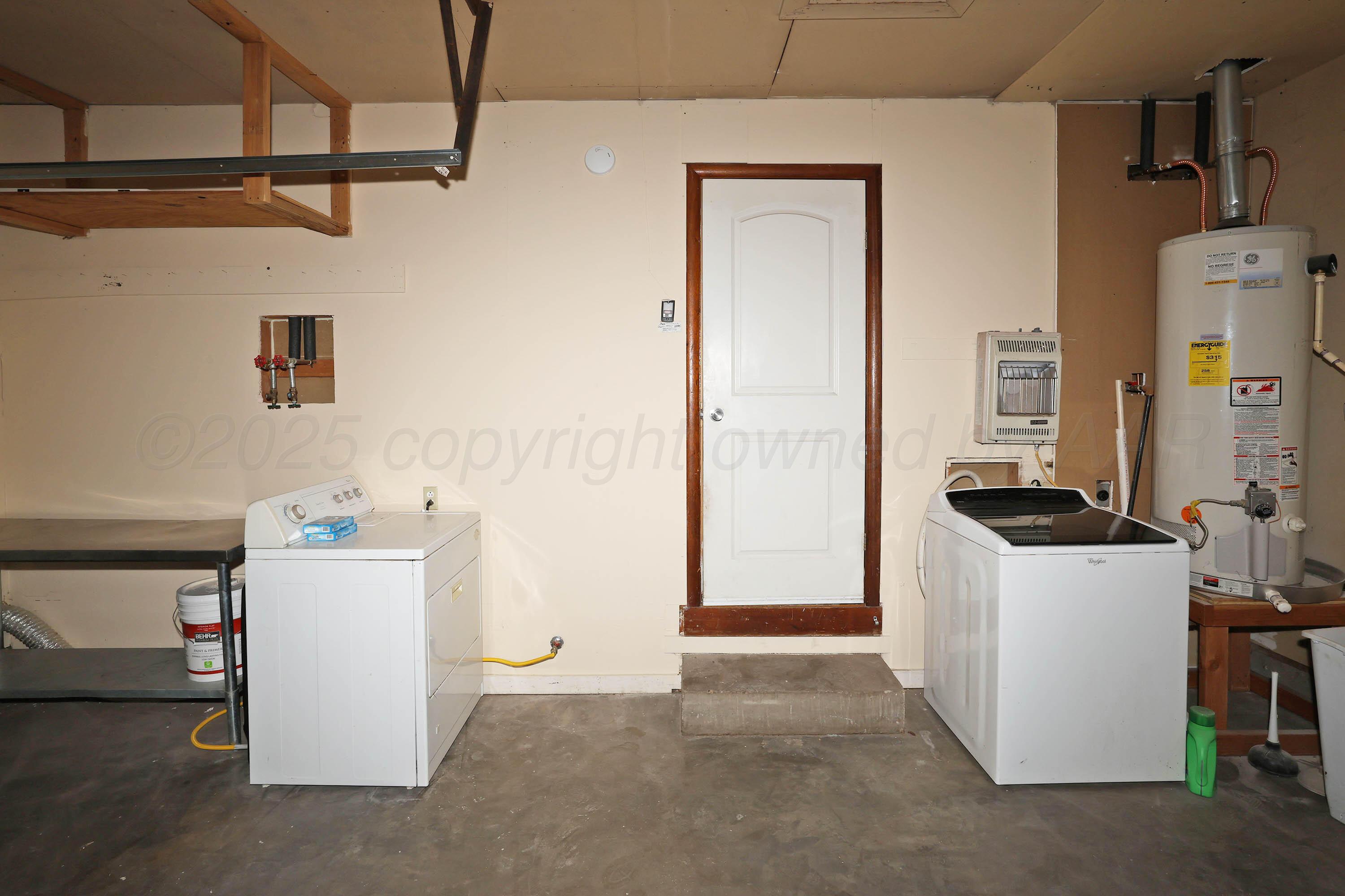 3400 Bristol Road Amarillo, TX 79109 - Photo 25 of 26 26-Utility in Garage