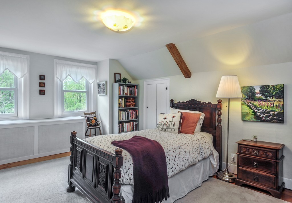 580 Center Street Hanover, MA 02339 - Photo 15 of 30 Gallery Image 15