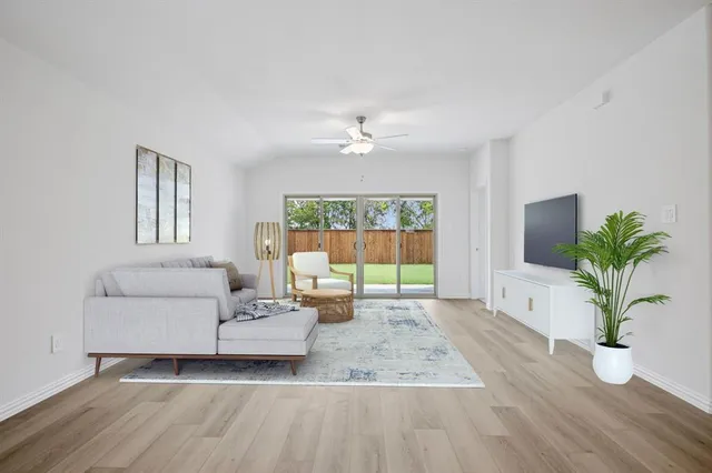 $330,372 | 813 London Town Lane, McKinney, TX 75071