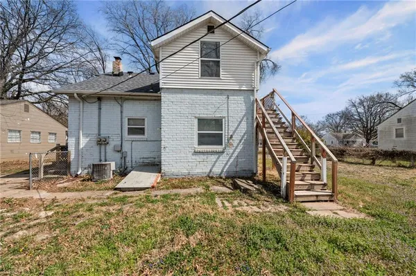 $182,000 | 2104 South Norwood Avenue, Independence, MO 64052
