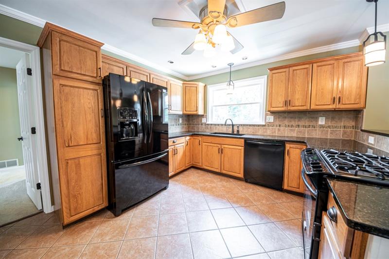 122 Spring Run Road Butler, PA 16001 - Photo 10 of 24 Gallery Image 10
