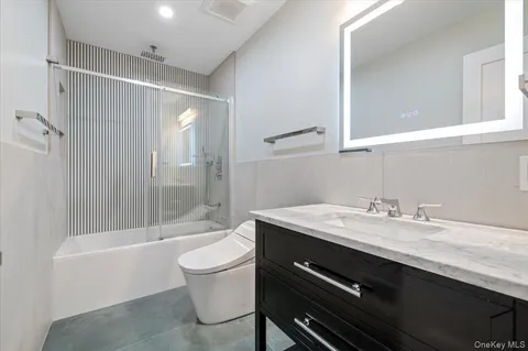 $899,999 | 168 Martens Avenue, Valley Stream, NY 11580