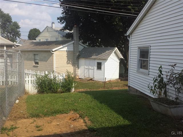 1311 Crestwood Road Bethlehem, PA 18018 - Photo 9 of 10