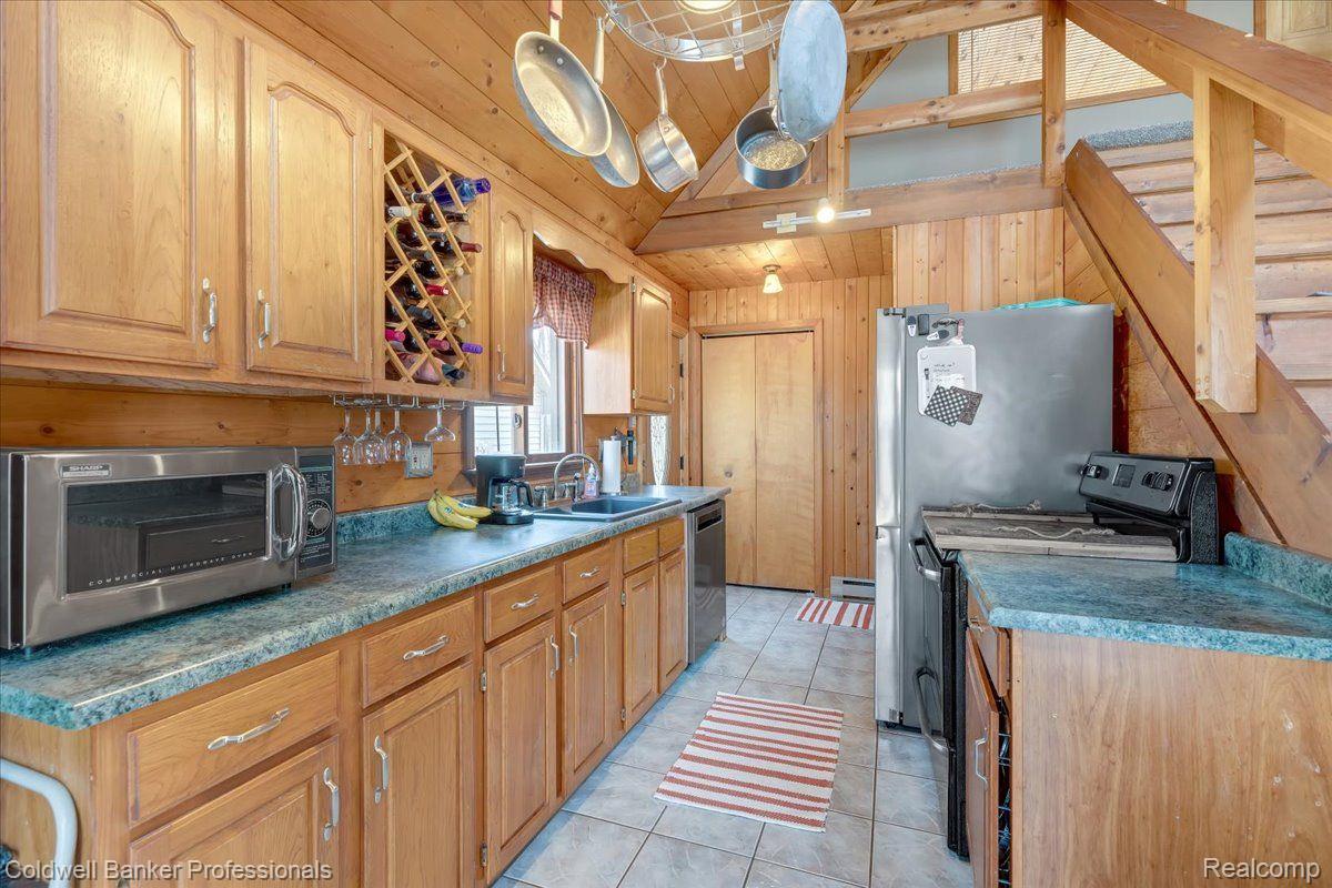 410 North Goetze Road Carsonville, MI 48419 - Photo 8 of 47 Gallery Image 8
