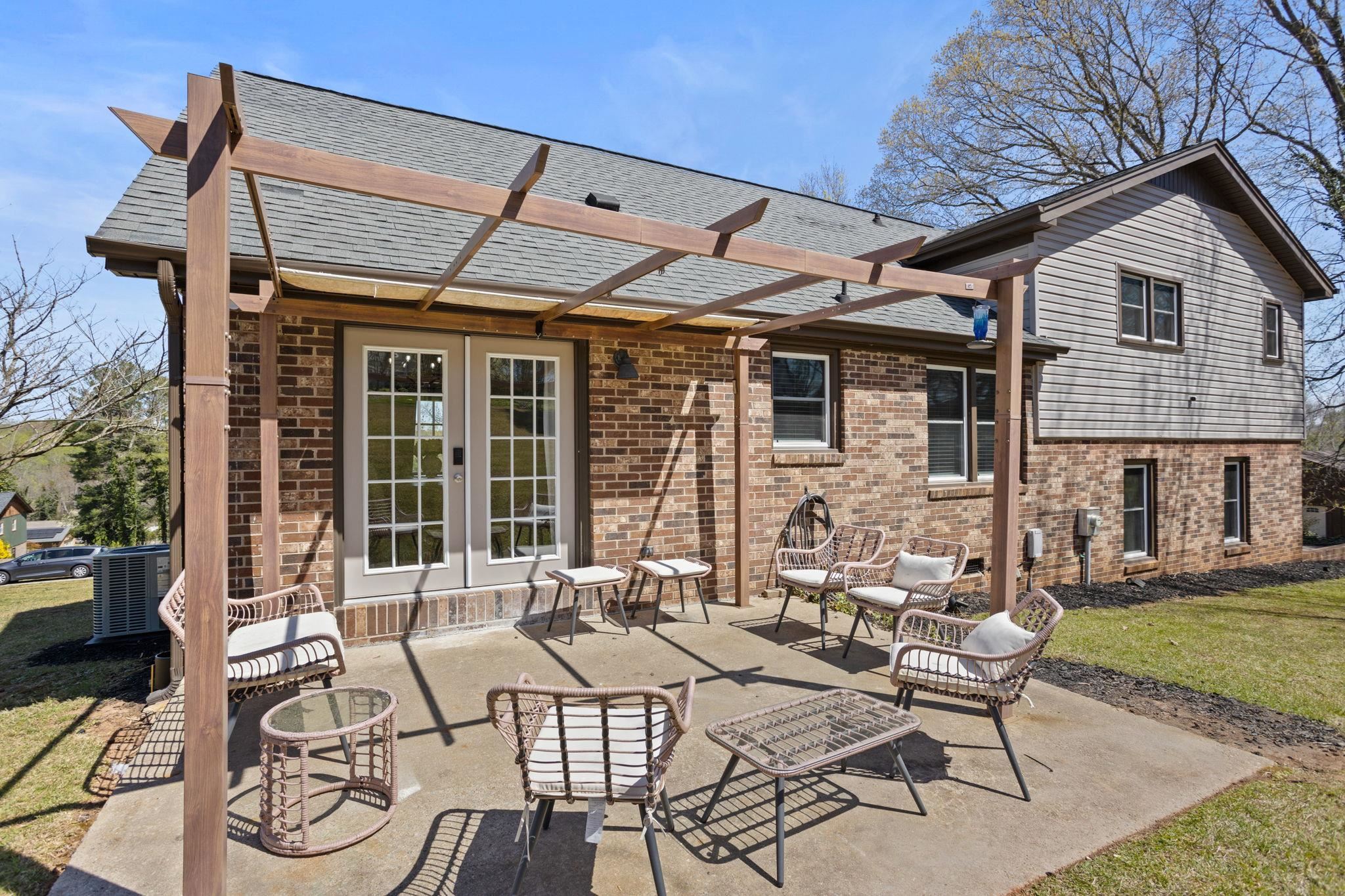 221 Timbrooke Way Easley, SC 29642 - Photo 34 of 48