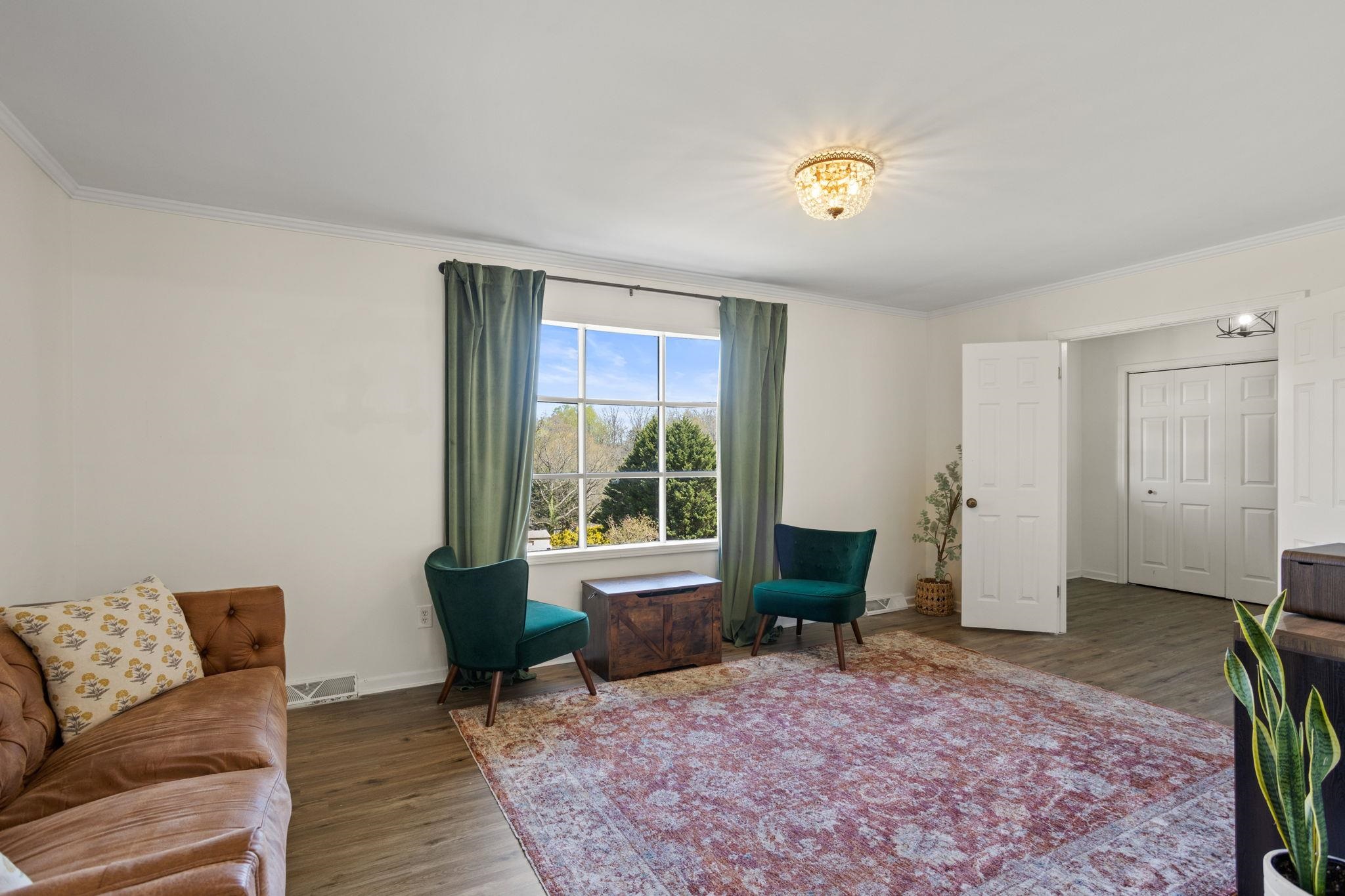 221 Timbrooke Way Easley, SC 29642 - Photo 6 of 48