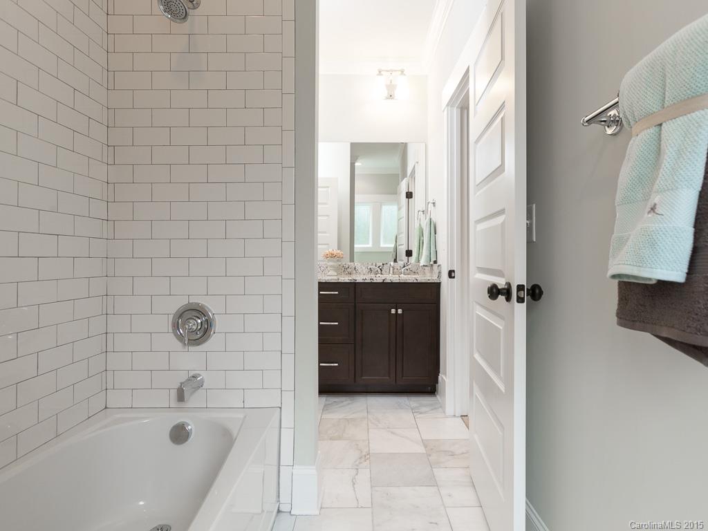 1700 Brook Road Charlotte, NC 28205 - Photo 17 of 24 Gallery Image 17