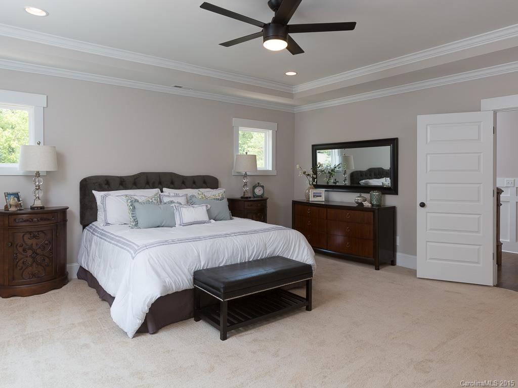 1700 Brook Road Charlotte, NC 28205 - Photo 6 of 24 Gallery Image 6