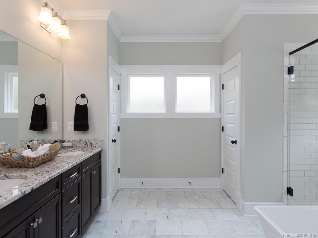 1700 Brook Road Charlotte, NC 28205 - Photo 8 of 24 Gallery Image 8