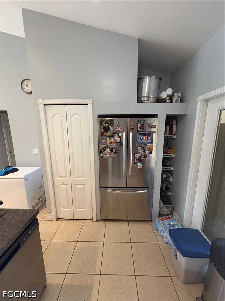 2500 Storter Avenue Naples, FL 34112 - Photo 21 of 48