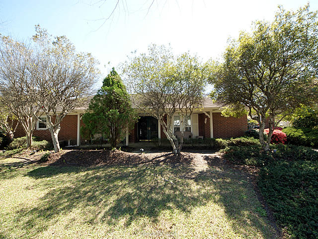 112 Longleaf Road Summerville, SC 29486 - Photo 1 of 41 01