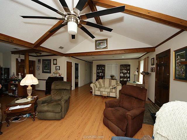 112 Longleaf Road Summerville, SC 29486 - Photo 3 of 41 03