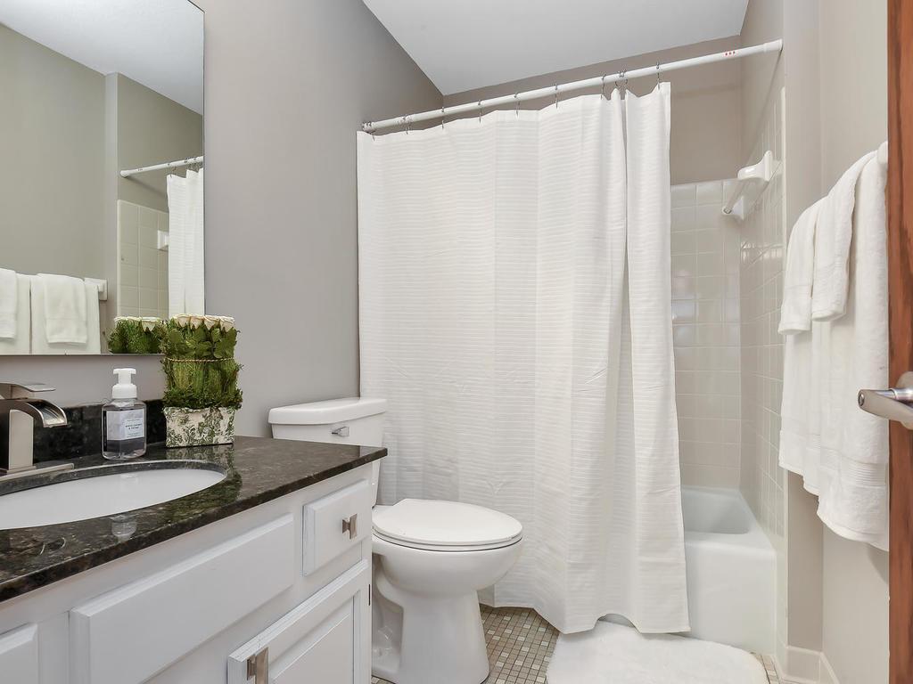 4731 Spring Circle Minnetonka, MN 55345 - Photo 13 of 24