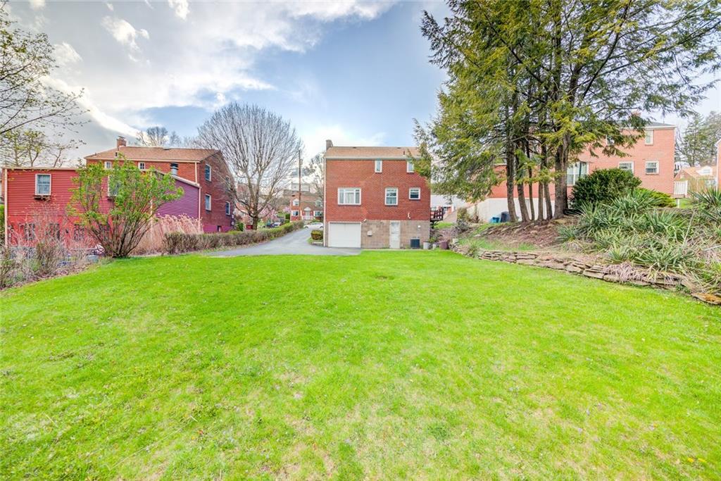 1004 Dallett Road Pittsburgh, PA 15227 - Photo 20 of 21 Gallery Image 20