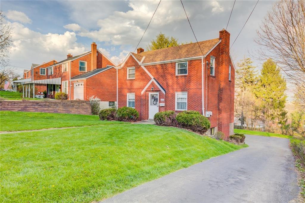 1004 Dallett Road Pittsburgh, PA 15227 - Photo 4 of 21 Gallery Image 4