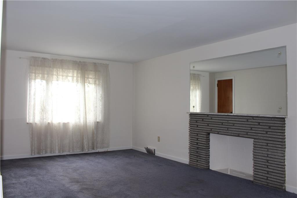1004 Dallett Road Pittsburgh, PA 15227 - Photo 5 of 21 Gallery Image 5