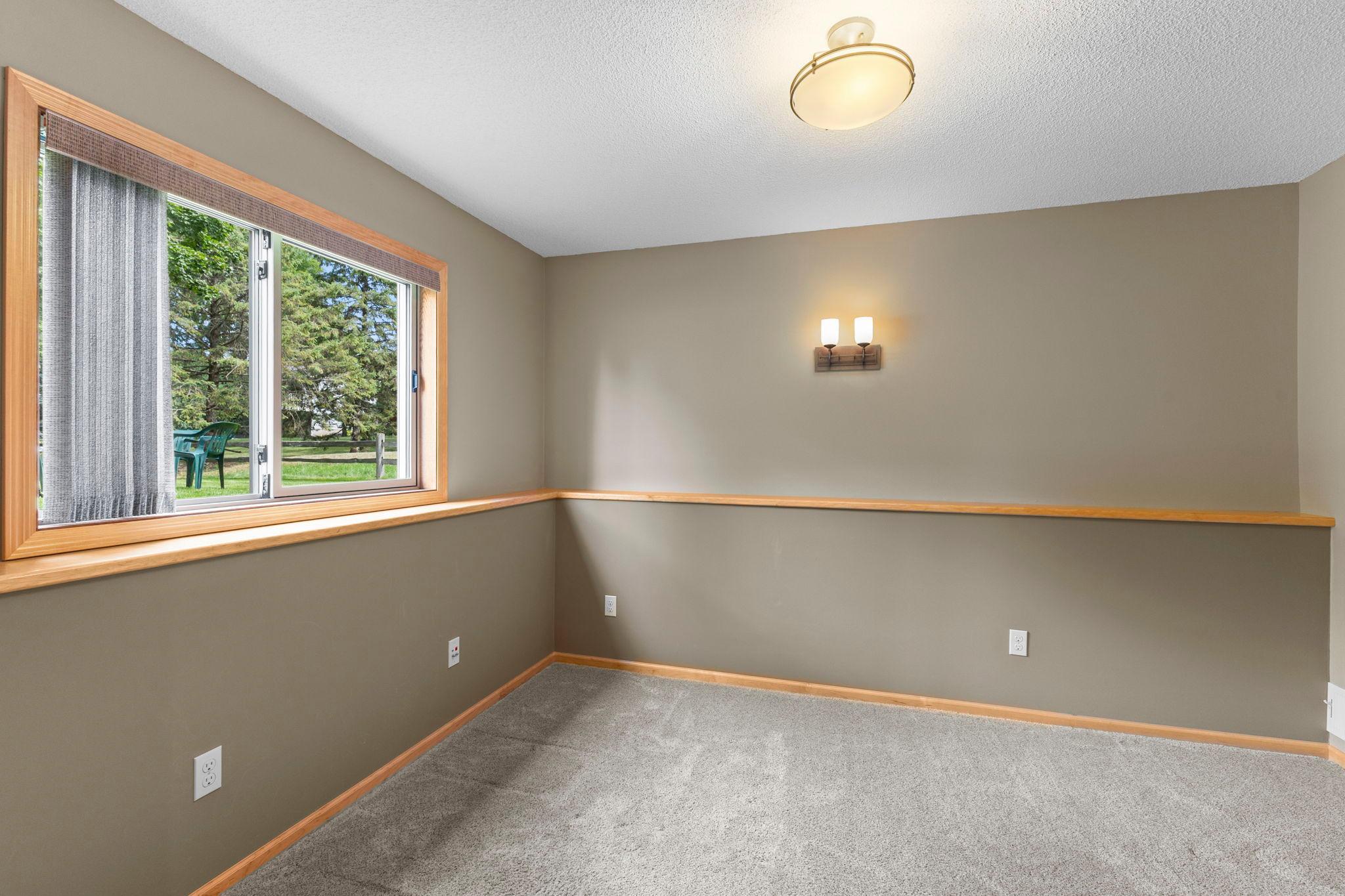 987 Kettle Creek Road Eagan, MN 55123 - Photo 26 of 50 Gallery Image 26