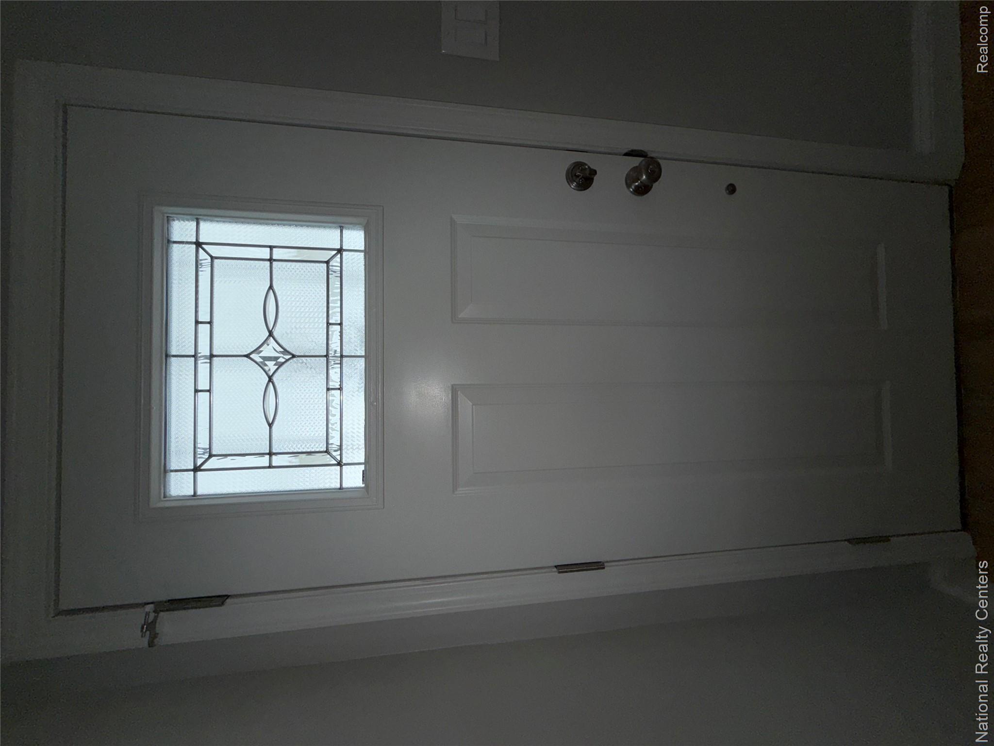 16522 Inverness Street Detroit, MI 48221 - Photo 3 of 62 Doorway with baseboards