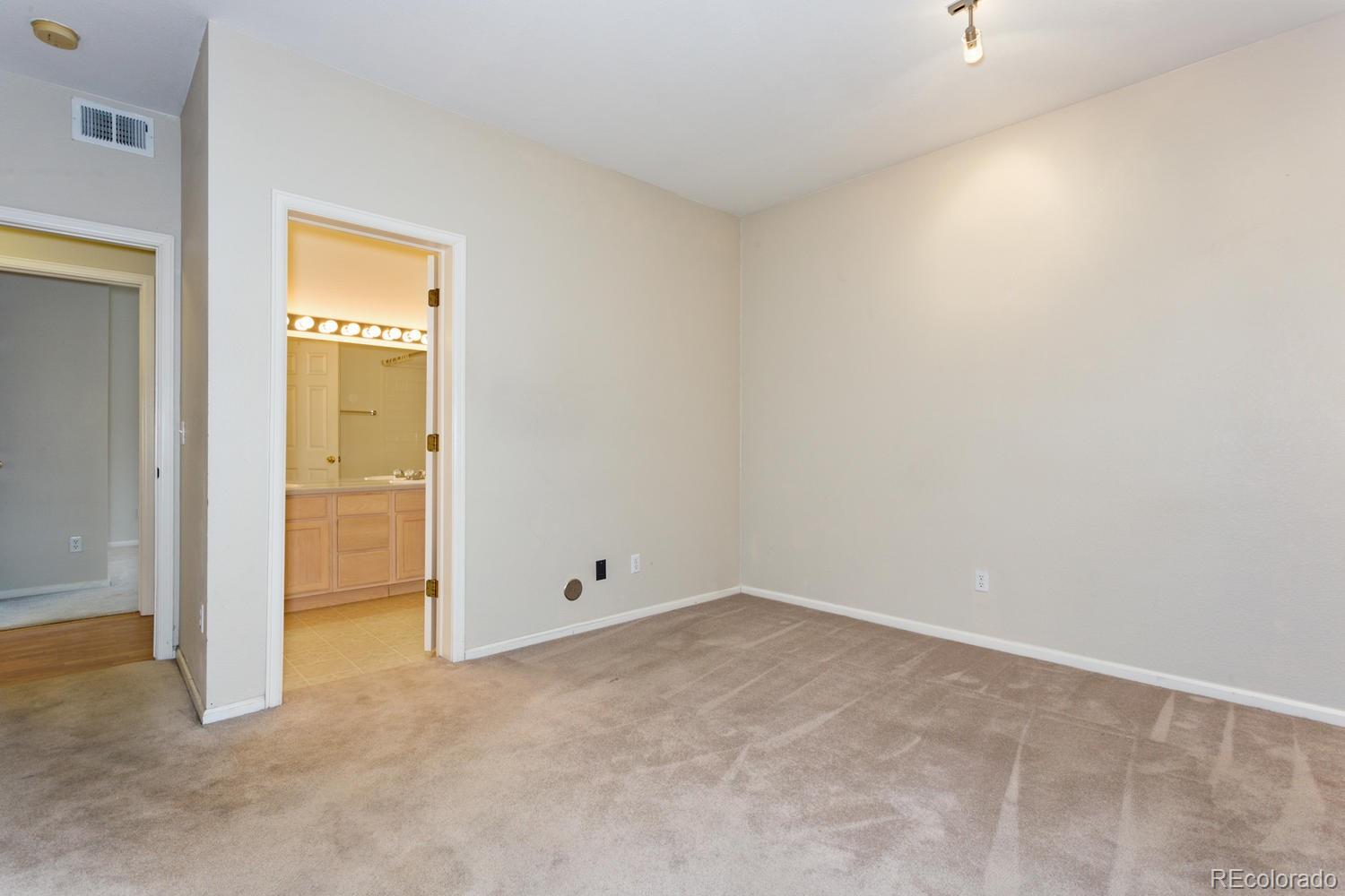 2575 South Syracuse Way, Unit 101 Denver, CO 80231 - Photo 16 of 25