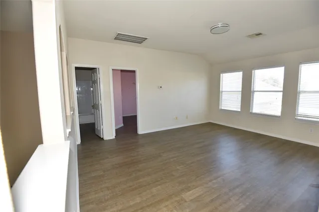 $2,200 | 9907 Up Country Lane, Conroe, TX 77385