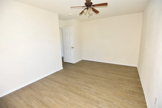 $2,200 | 9907 Up Country Lane, Conroe, TX 77385