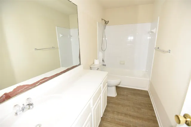 $2,200 | 9907 Up Country Lane, Conroe, TX 77385