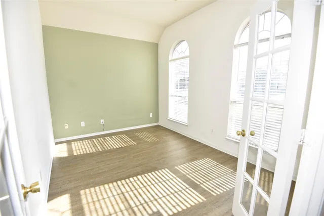 $2,200 | 9907 Up Country Lane, Conroe, TX 77385