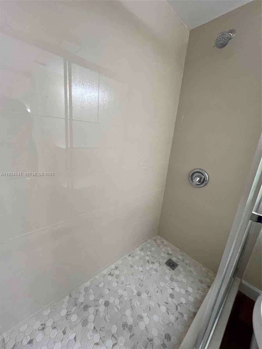 21121 Southwest 85th Avenue, Unit 311 Cutler Bay, FL 33189 - Photo 8 of 12