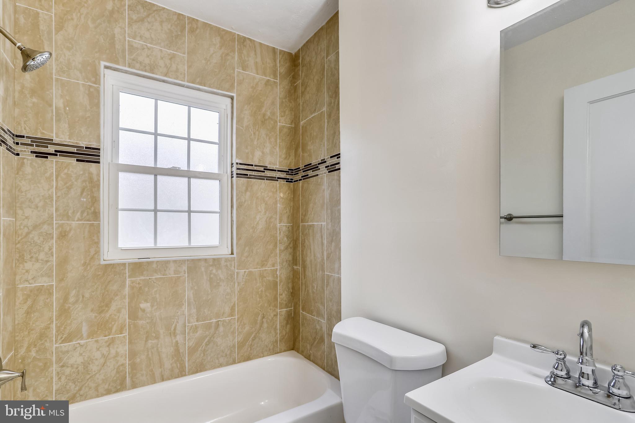 2344 Hunter Place Southeast Washington, DC 20020 - Photo 23 of 30 Upper level bath