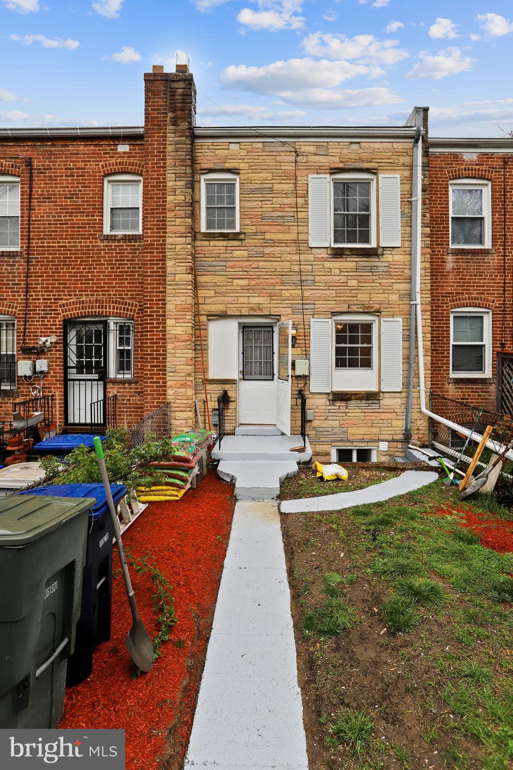 2344 Hunter Place Southeast Washington, DC 20020 - Photo 29 of 30 Exterior rear